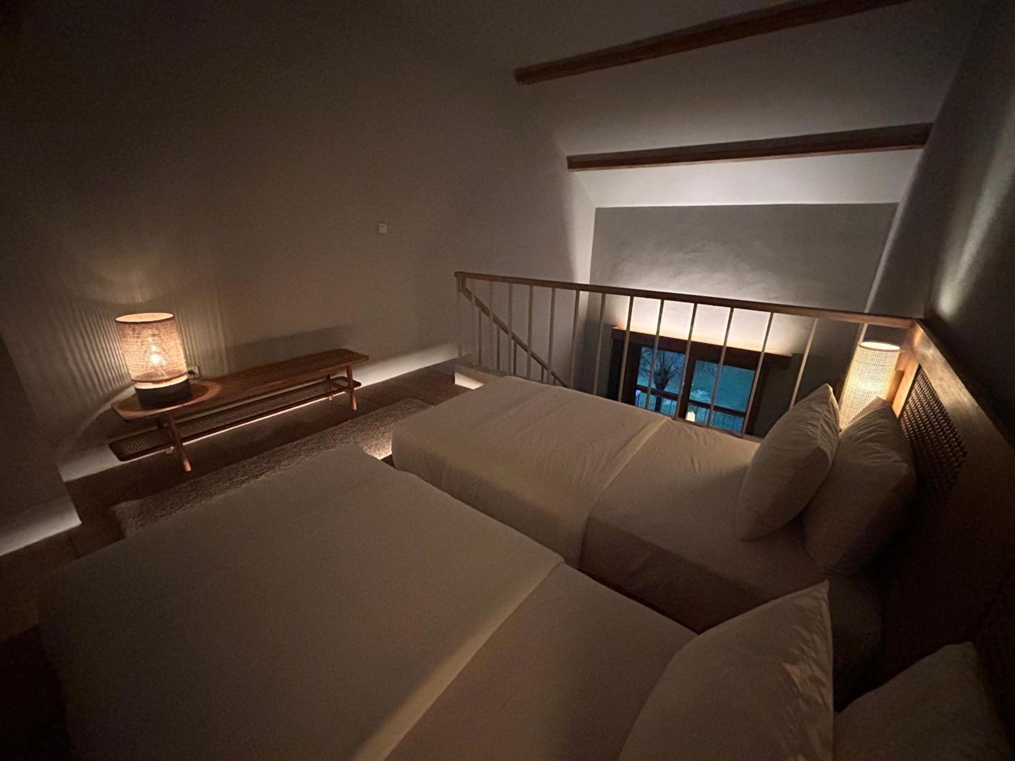 Umadewi Surf & Retreat Hotel Pulukan Ngoại thất bức ảnh